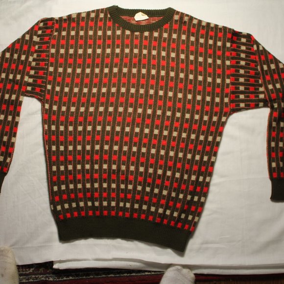 70s green, white, red vintage pattern sweater - Picture 4 of 7